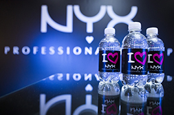 Брендирование воды для NYX